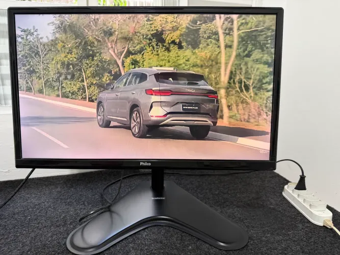 TV/Monitor Philco 22Pol (Com Suporte de Mesa)