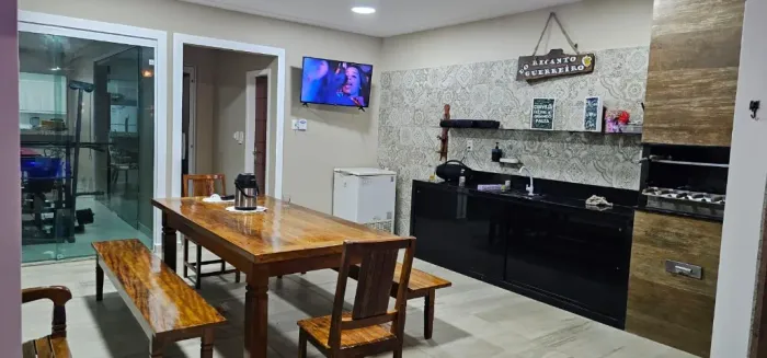 Casa 4 suítes com piscina e área gourmet em Chapéu de Sol