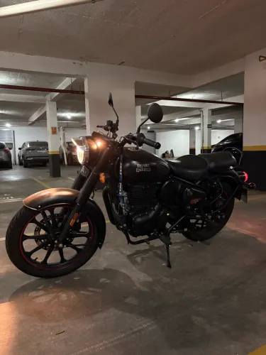 Royal Enfield Classic 350 Dark - Único Dono - Apenas 4.203 km