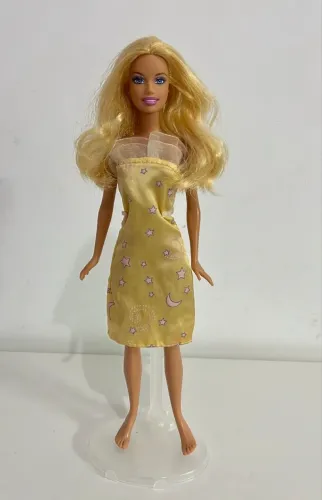 Boneca Barbie com pés chatos 1999