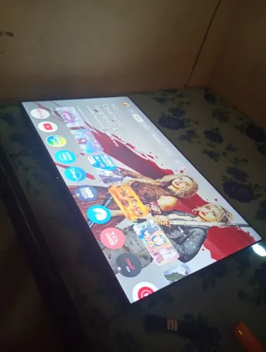 Smart TV TCL 50" 4K - Perfeito estado pouco tempo de uso,acompanha nota fiscal
