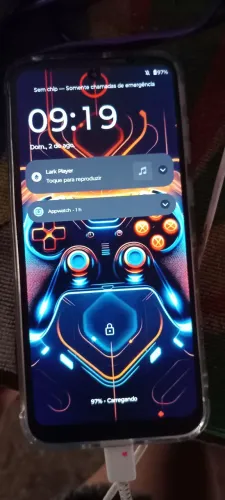 Vendo um moto g31 de 128 gicas ser nenhum defeito 