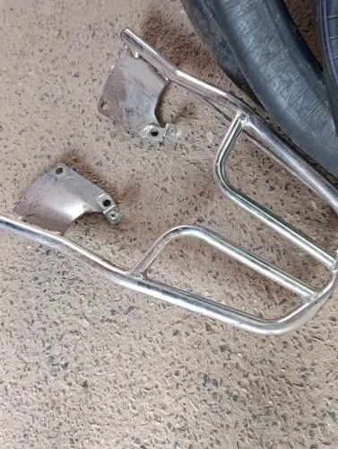 Pneus kenda e churrasqueira da Titan 160