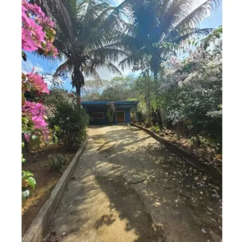 Casa Com Quintal com 600m² em Cataguases Oportunidade | Aceita Veículo ou Imóvel