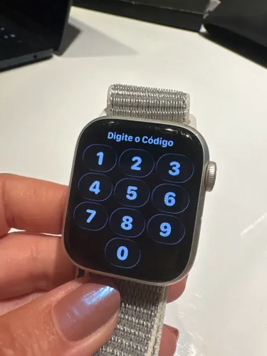 Apple Watch Series 7 GPS + Cellular