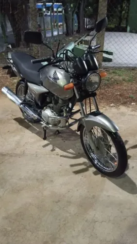 Vendo Titan 150cc partida elétrica
