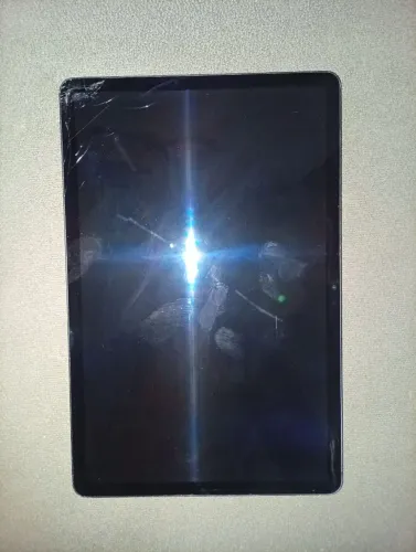 Tablet TAB S9 com tela quebrada