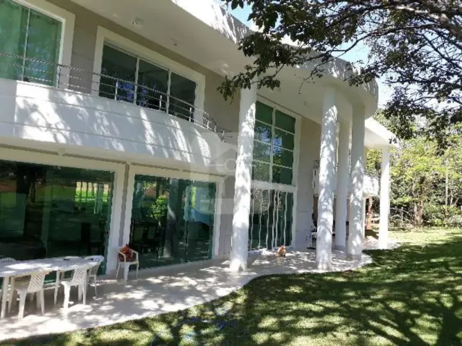 Casa à Venda no Condomínio Morada do Sol