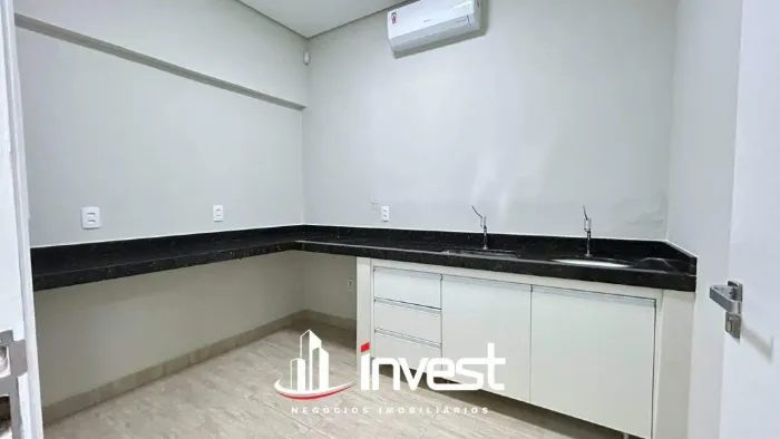 Laboratório novo com 5 salas para atender, pronto para operação no bairro Residencial Esta