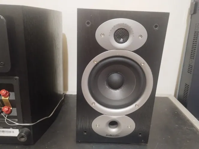 MONITORES CAIXAS POLK baixei