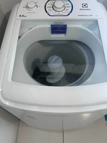 Máquina de Lavar 8.5kg Electrolux
