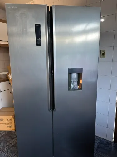 Vendo Geladeira Britania Side By Side Eco Inverter