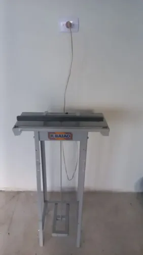 Seladora Térmica de Pedal da marca R. Baião.