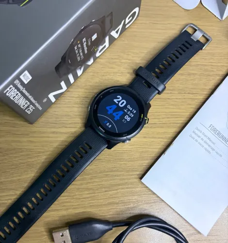 Relógio Garmin Forerunner 255 Music Completo na Caixa