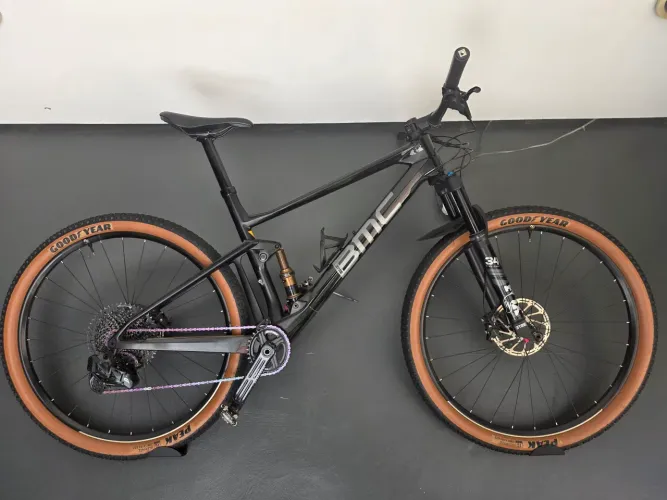 BMC FOURSTROKE 01
