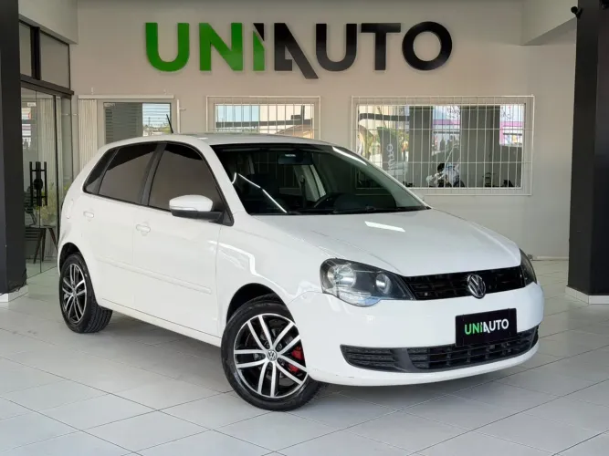Volkswagen Polo 1.6 MI Flex 8V 4P 2013