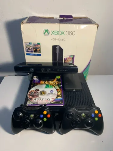 Xbox 360 Super Slim na Caixa + Kinect + 2 Controles + HD com Jogos