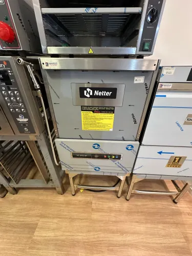 Lava louça industrial NT210 trifásica 380V - Netter 