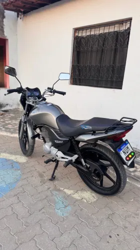 VENDO TITAN 150 EX ANO 2010