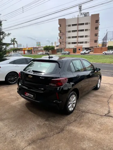 Chevrolet Onix Hatch LTZ 1.0 12V TB Flex Aut. 5P 2020