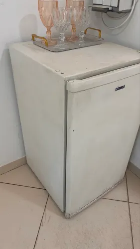 Vendo frigobar 