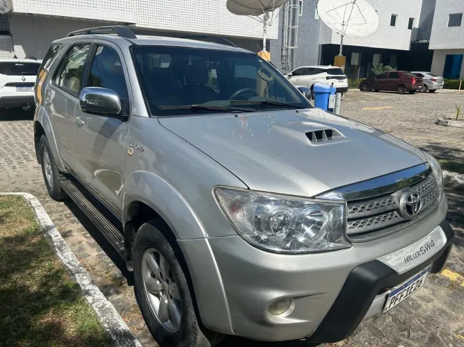 Toyota Hilux SW4 SRV D4-d 4X4 3.0 TDI Dies. AUT 2011