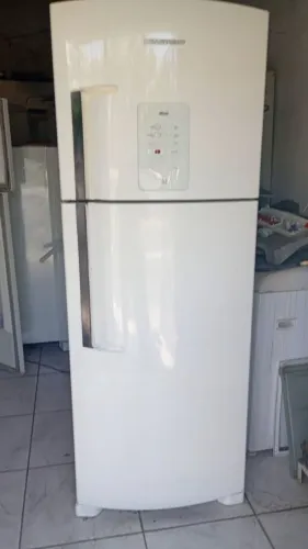 GELADEIRA FROSFEE DÚPLEX MUITO NOVA BRASTEMP FAÇO A ENTREGA GRÁTIS DOU GARANTIA!!!