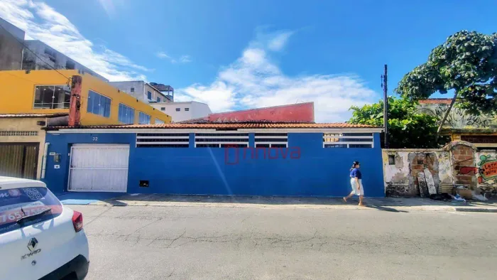 Casa Comercial ampla para alugar, com 235 m² por R$ 4.000,00/mês - Boca do Rio - Salvador/