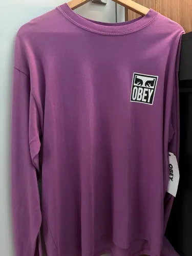 Camiseta OBEY manga longa