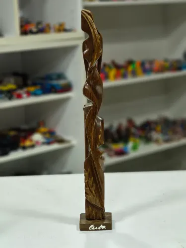 Escultura Mulher Cubana Madeira Maciça - Arte Cubana 40cm