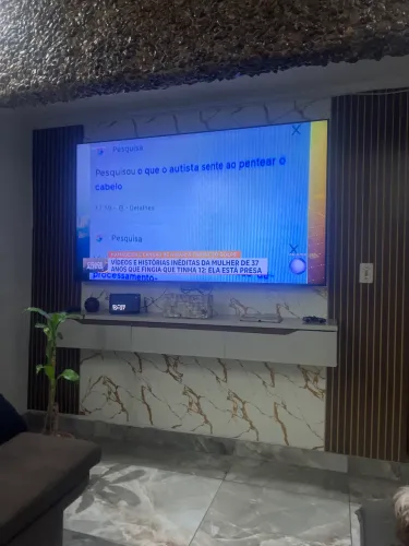 Tv 75 ? sem nenhum defeito com Alexia