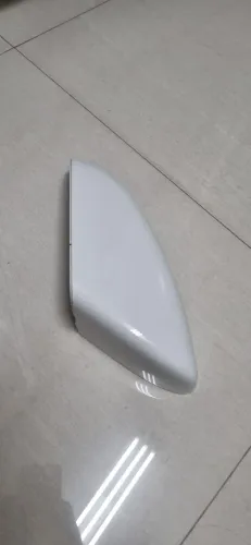 Capa retrovisor esquerdo Chevrolet onix 2020 - 2025 cor branca ( Summit white)
