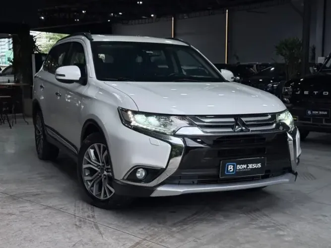 Mitsubishi Outlander 2.2 165cv Diesel Aut. 2016