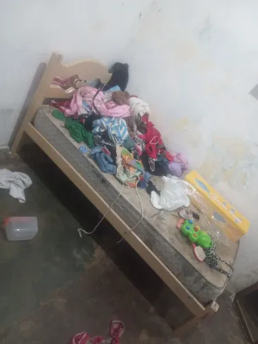 Cama de solteiro cm colcha