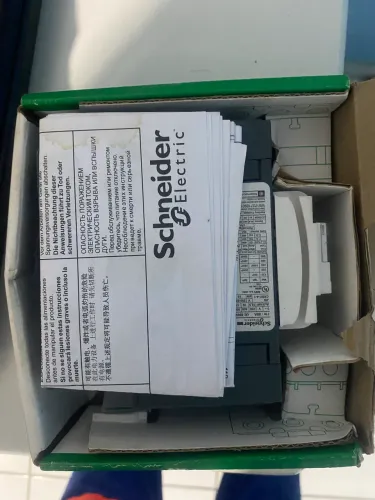 2 Contatores Schneider Electric TeSys D LC1D65A