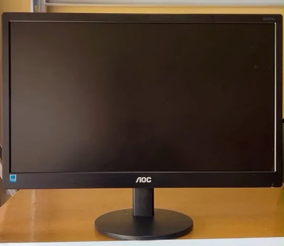 Monitor AOC 18,5 polegadas
