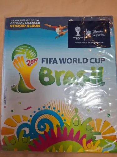 Álbum da copa de 2014 completo, com capa e excelente estado.