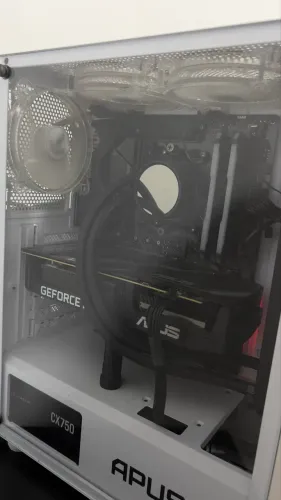 Pc gamer RTX3060 & R7 5700x