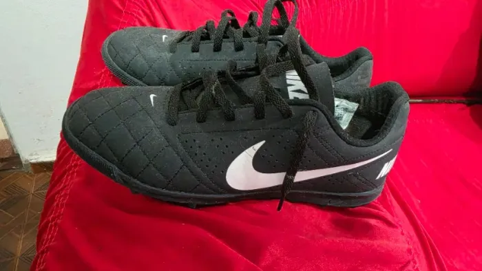 Chuteira Society Nike