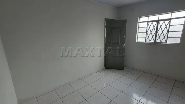Apartamento, 54m² com 2 dormitórios, sala, cozinha, banheiro, área de serviço. Sem garagem