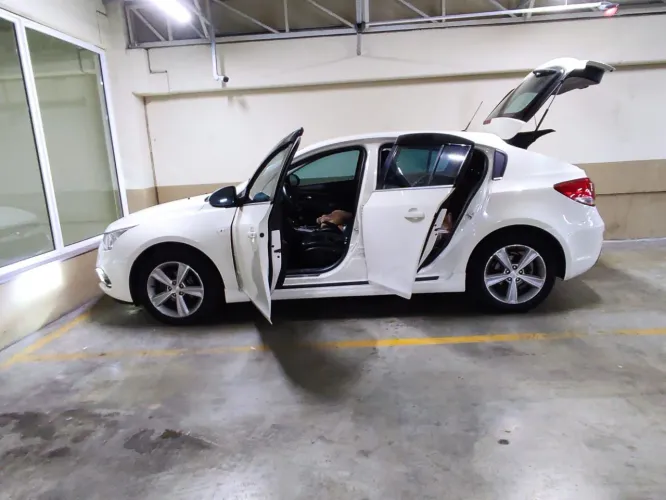 Chevrolet Cruze HB Sport LT 1.8 16V Flexp. 5P AUT 2015