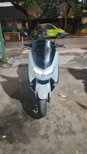 Vendo NMax semi nova