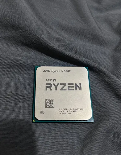 AMD Ryzen 5 5600