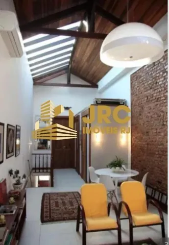 Casa para Venda em Rio de Janeiro - RJ no bairro Santo Cristo
