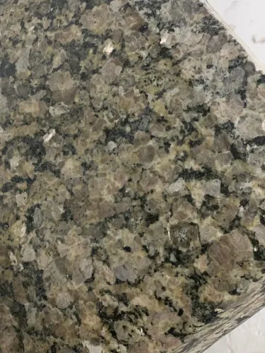 Bancada de granito com pé