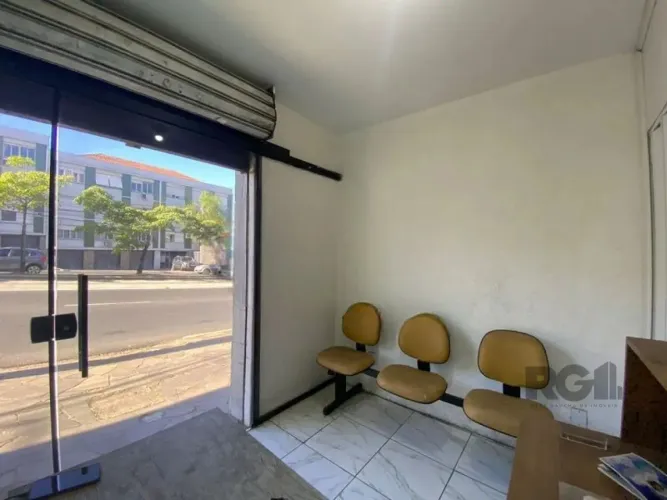 Ponto Comercial/Loja para Alugar no Bairro Petrópolis com 25 m² de Área Útil