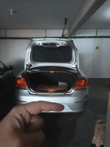 Fiat Linea Absolute 1.9/1.8 Flex Dualogic 4P 2010