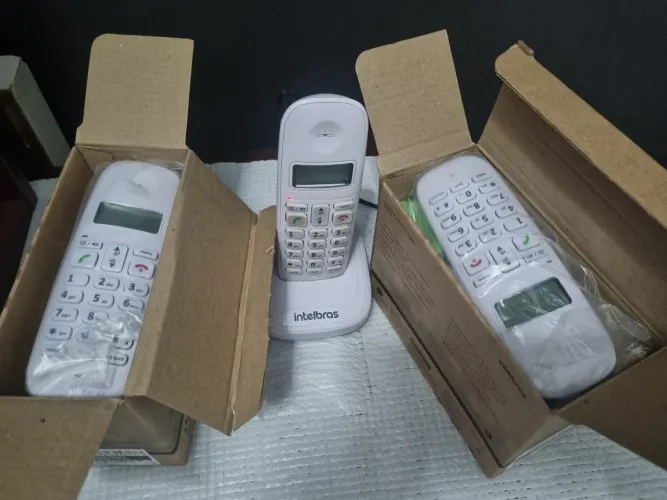Telefone sem fio intelbras, novo.