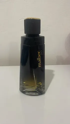 perfume malbec, usado apenas uma vez