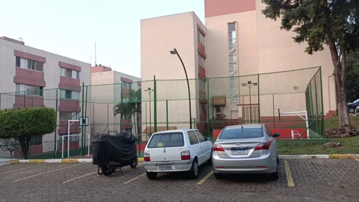 Vendo apartamento no Condominio Solar dos Pinheiros